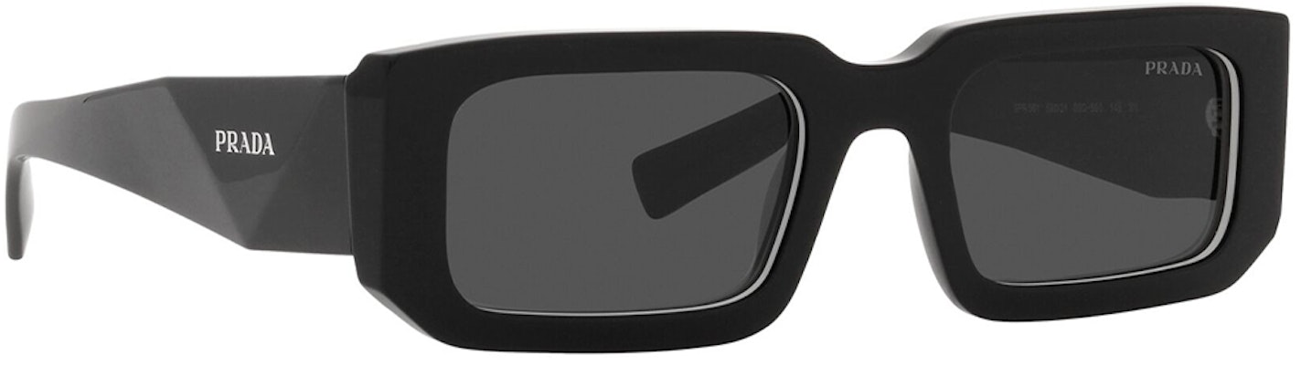 프라다 스타일리시 사각 선글라스 엠보 로고 유니섹스 커플 디자인. PR-06YS09Q5S0 Shop 프라다 스타일리시 사각 선글라스 엠보 로고 유니섹스 커플 디자인. PR-06YS09Q5S0