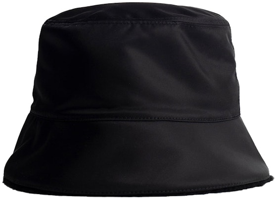 PRADA Topi Baldi Logo Segitiga Hitam 1HC137K4D-F0002 Shop PRADA Topi Baldi Logo Segitiga Hitam 1HC137K4D-F0002