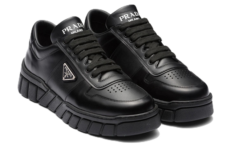 Prada Voluminous Sneakers Leather Black Black 圖 3