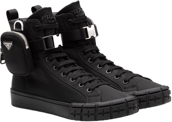 프라다 리나일론 휠 블랙 하이탑 (Peurada Rinayillon Wheel Beullaek Haitap) 2TG174-1YFL-F0002 Lookbook 프라다 리나일론 휠 블랙 하이탑 (Peurada Rinayillon Wheel Beullaek Haitap) 2TG174-1YFL-F0002