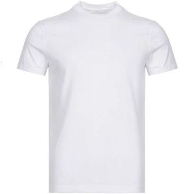 PRADA Kaos Katun Putih UJM492-ILK-F0009-S-181 Lookbook PRADA Kaos Katun Putih UJM492-ILK-F0009-S-181