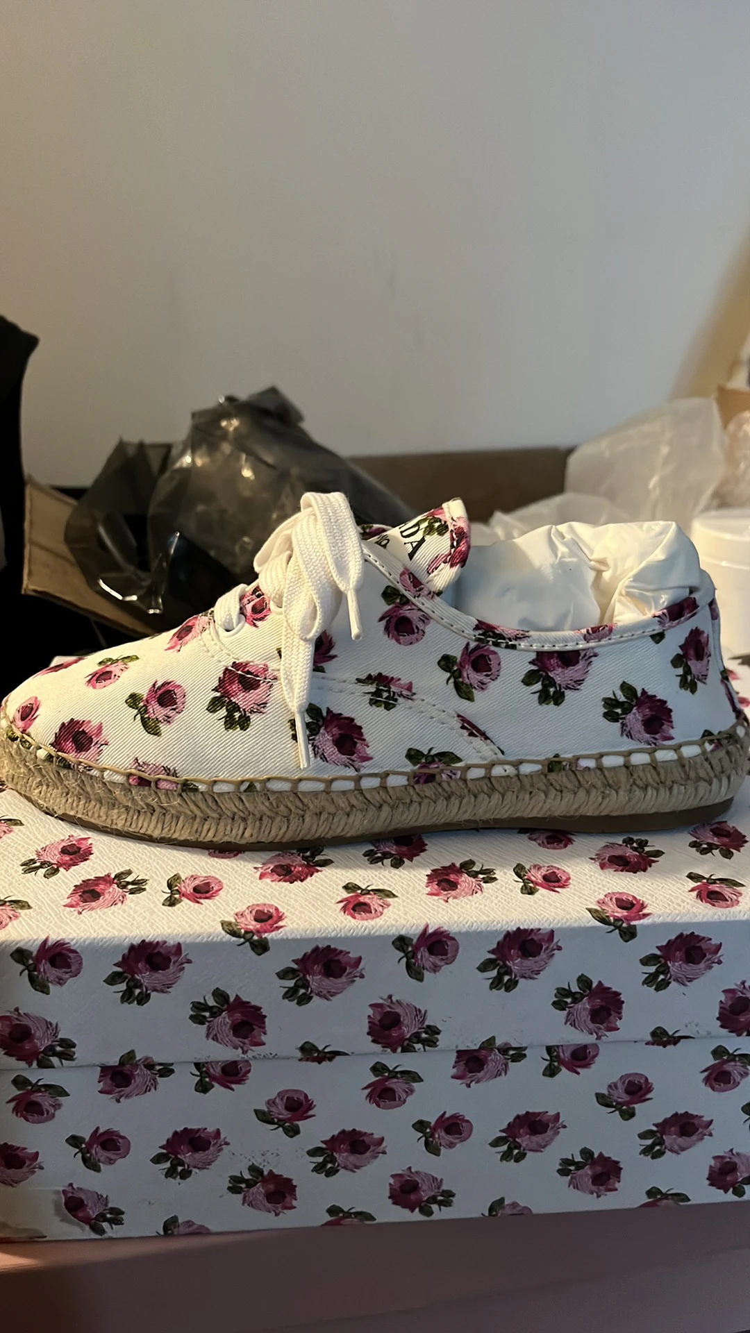 prada-woven-shoes-floral-print-1-e988-l