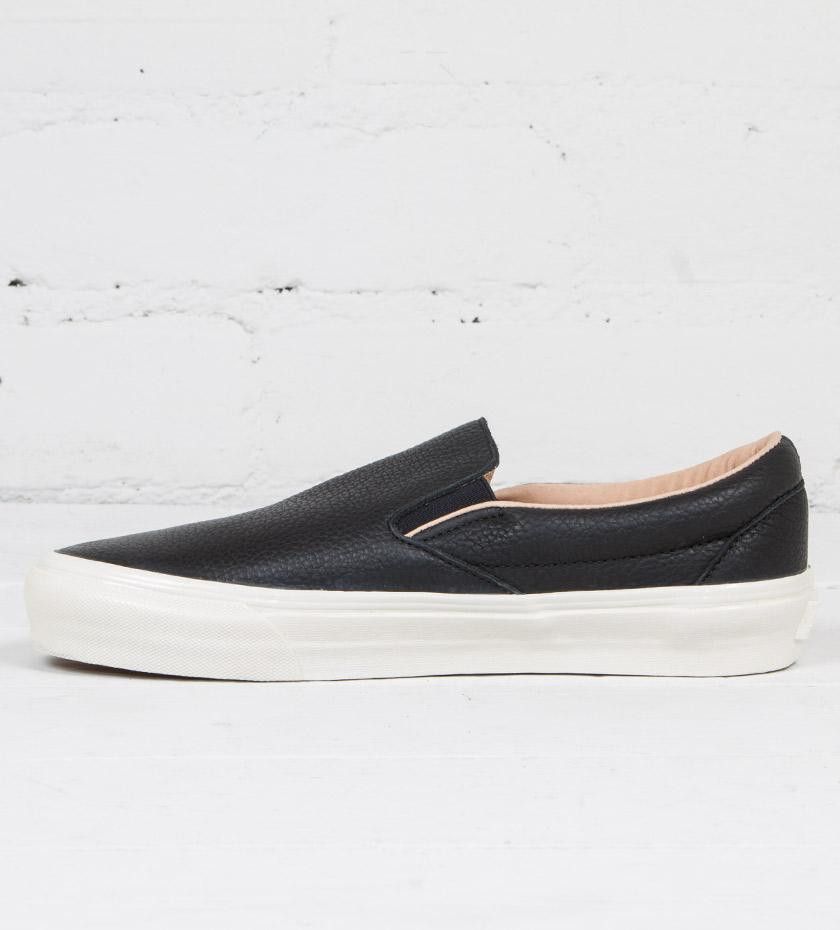 Lookbook Proper x Vans Slip-On LX ''Noir'' VN0A38FJOXQ