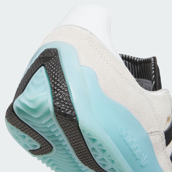 Details for Puig Sneakers JH8166