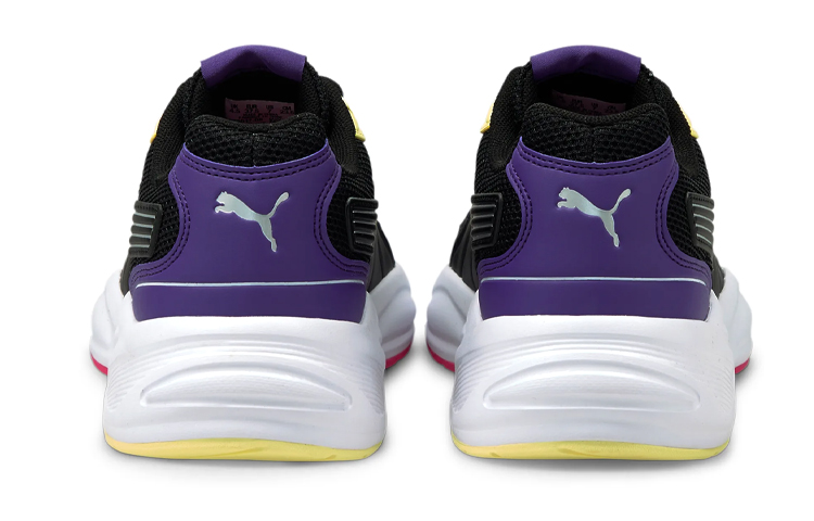 Shop Puma 90年代跑鞋 'Nu Wave - 黑色多彩' 373017-08