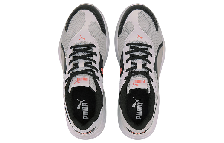 Lookbook Puma 90s Runner Grau/Schwarz/Orange 372549-10