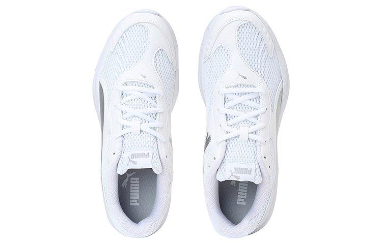 Lookbook Puma 90s Runner Blanc 372549-01