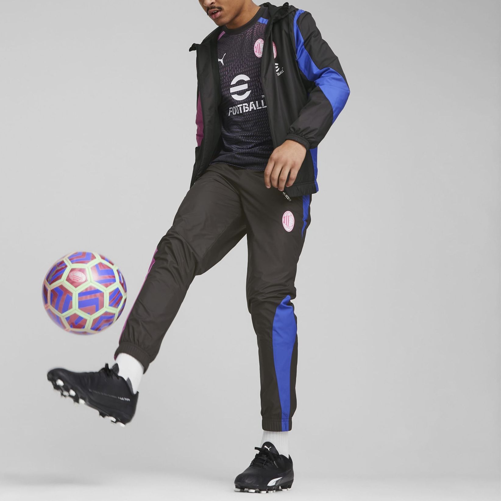 Details for Puma AC 米蘭 23/24 比賽前織布連帽拉鍊外套 黑色運動服 772233-11