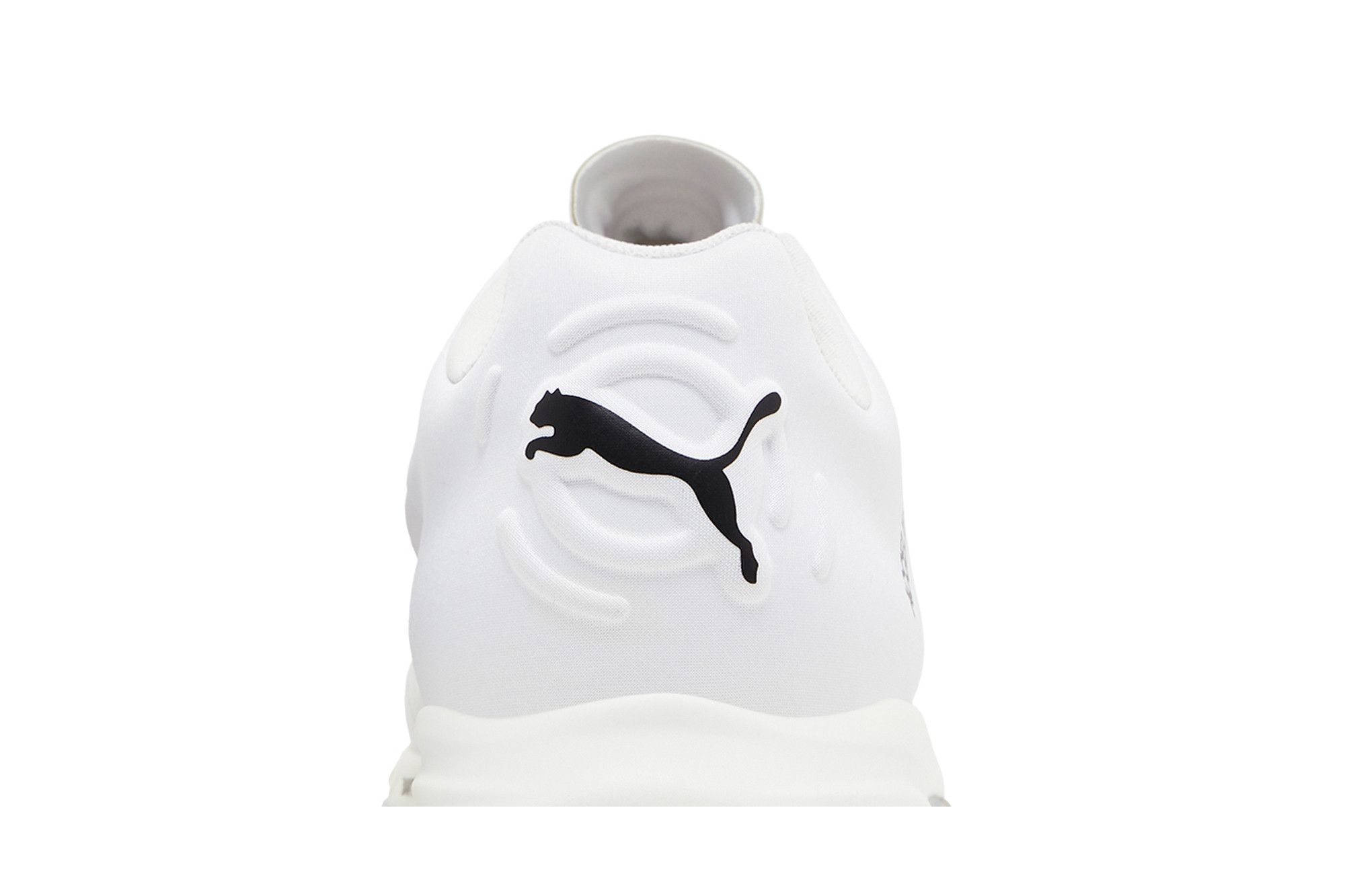 Sizing Puma Accelerate Nitro SQD ''Blanc Gris Béton'' 107293-03