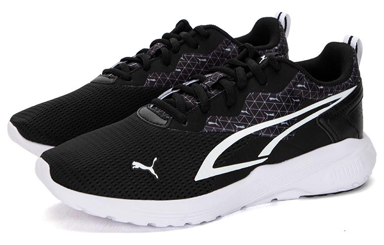 Lookbook プーマ オールデイアクティブ パワー 黒白 (Puma Ōrudeiakutibu Pawā KuroShiro) 389203-02