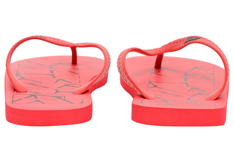 Lookbook Puma Altai ''Rode Slides'' 371062-04