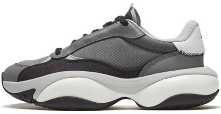 puma-alteration-black-grey-374556-03