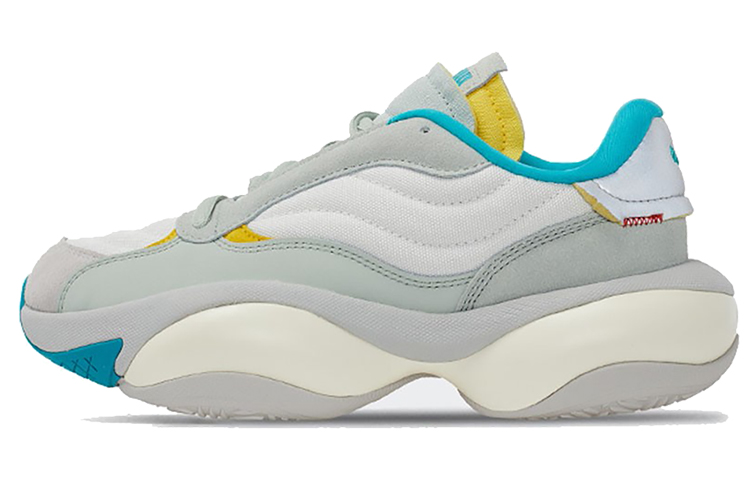 Puma Alteration Moon Boot 'White Green Gray' 373245-01