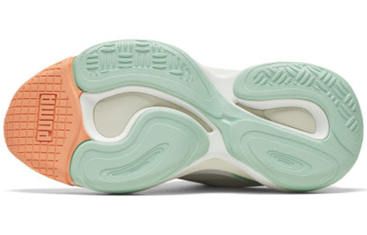 Details for Puma Alteration T ''Weiß/Grün'' 374556-04