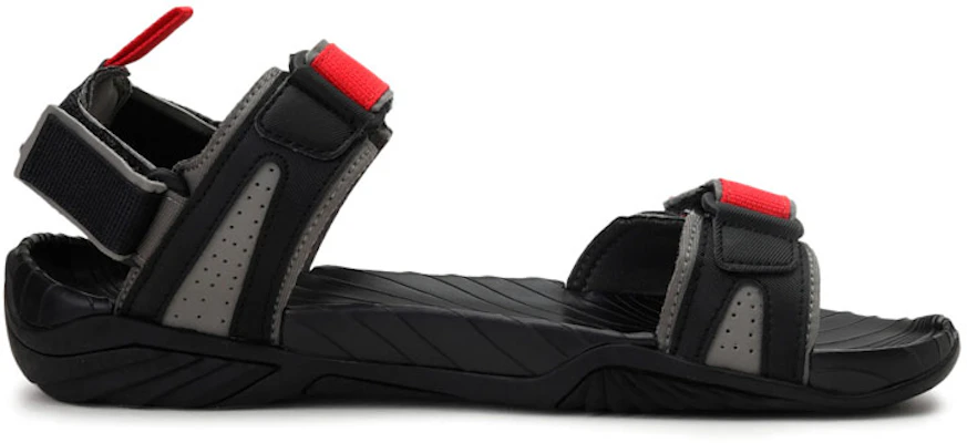 Puma Aqua Cross IDP ''Zwart Rood'' Sandalen 339825-02 Order Puma Aqua Cross IDP ''Zwart Rood'' Sandalen 339825-02