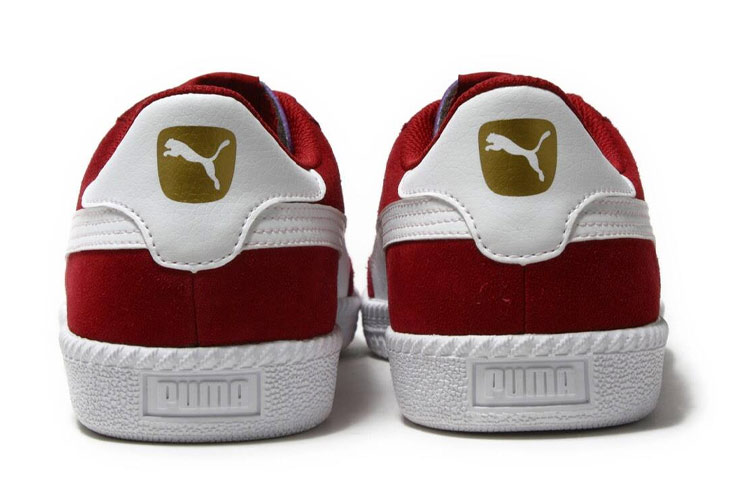 Shop Puma Astro Cup 紅色平底運動鞋