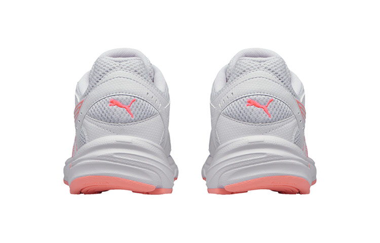 Shop Baskets Puma Axis Rose/Blanc/Gris Basses 368465-06