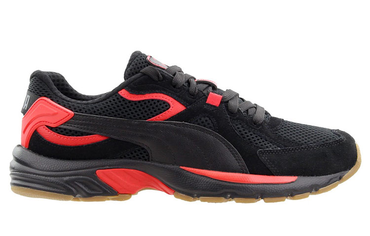 Order Puma Axis Plus SD 'Hitam Merah' 370286-05