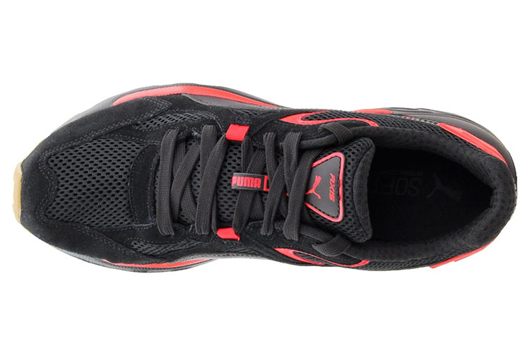 Lookbook Puma Axis Plus SD 'Hitam Merah' 370286-05