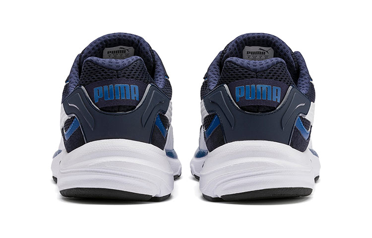 Shop Puma Axis Plus Suede Zapatillas Running Bajas Blancas/Azules 370286-06