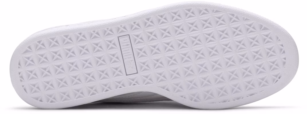 (W) Puma Basket Heart Patent 'Putih' 363073-02 Shop (W) Puma Basket Heart Patent 'Putih' 363073-02