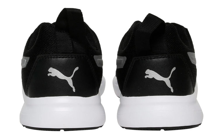 Shop Puma Breakout IDP 'Sepatu Lari Hitam' 368177-07