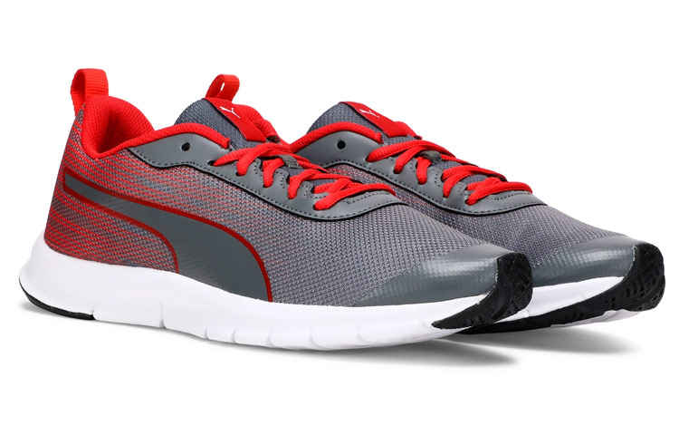Lookbook Puma Brisk FR IDP ''Grijs Rood'' 373598-02