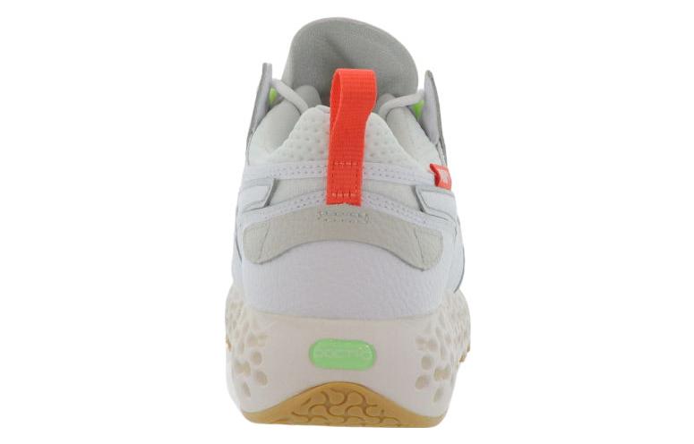 Shop Puma Calibrate ''Blanc Baskets Basses Running'' 388350-01