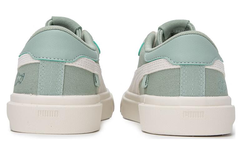 Lookbook Puma Capri Royale ''Blau und Weiß'' 392435-03