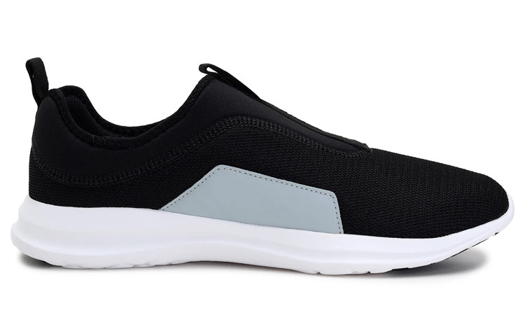 Order Puma Cardiff IDP Slip-On ''Nero'' 375453-02
