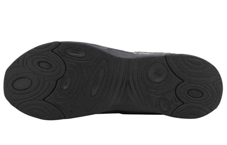 Purchase Puma Cell Magma ''Schwarz Low-Top Training'' Sneakers 193633-09