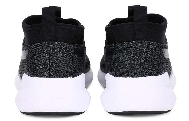 Shop PUMA Circlet Idp 低帮 跑步鞋 男款 黑白