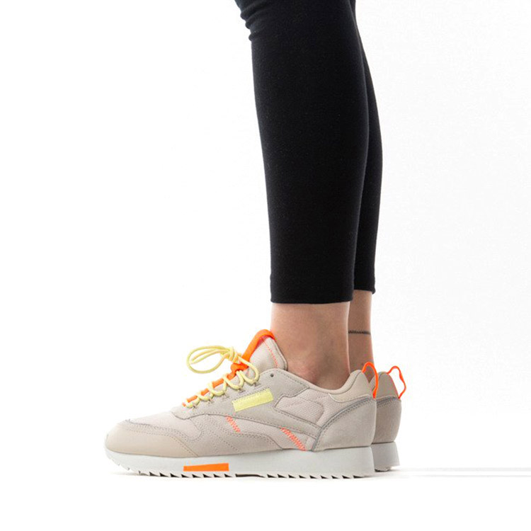 Sizing Puma Classic Leather Ripple Trail ''Stucco Solar Oranje'' EG5974