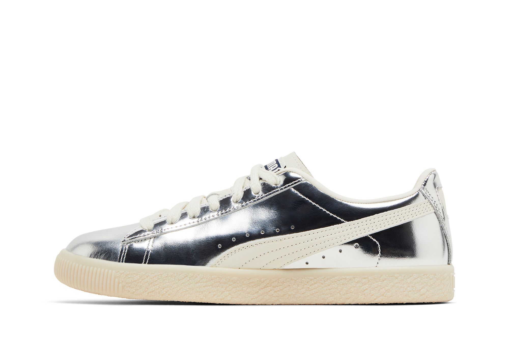 Lookbook 彪馬 Clyde 3024 '銀色' 396488-01