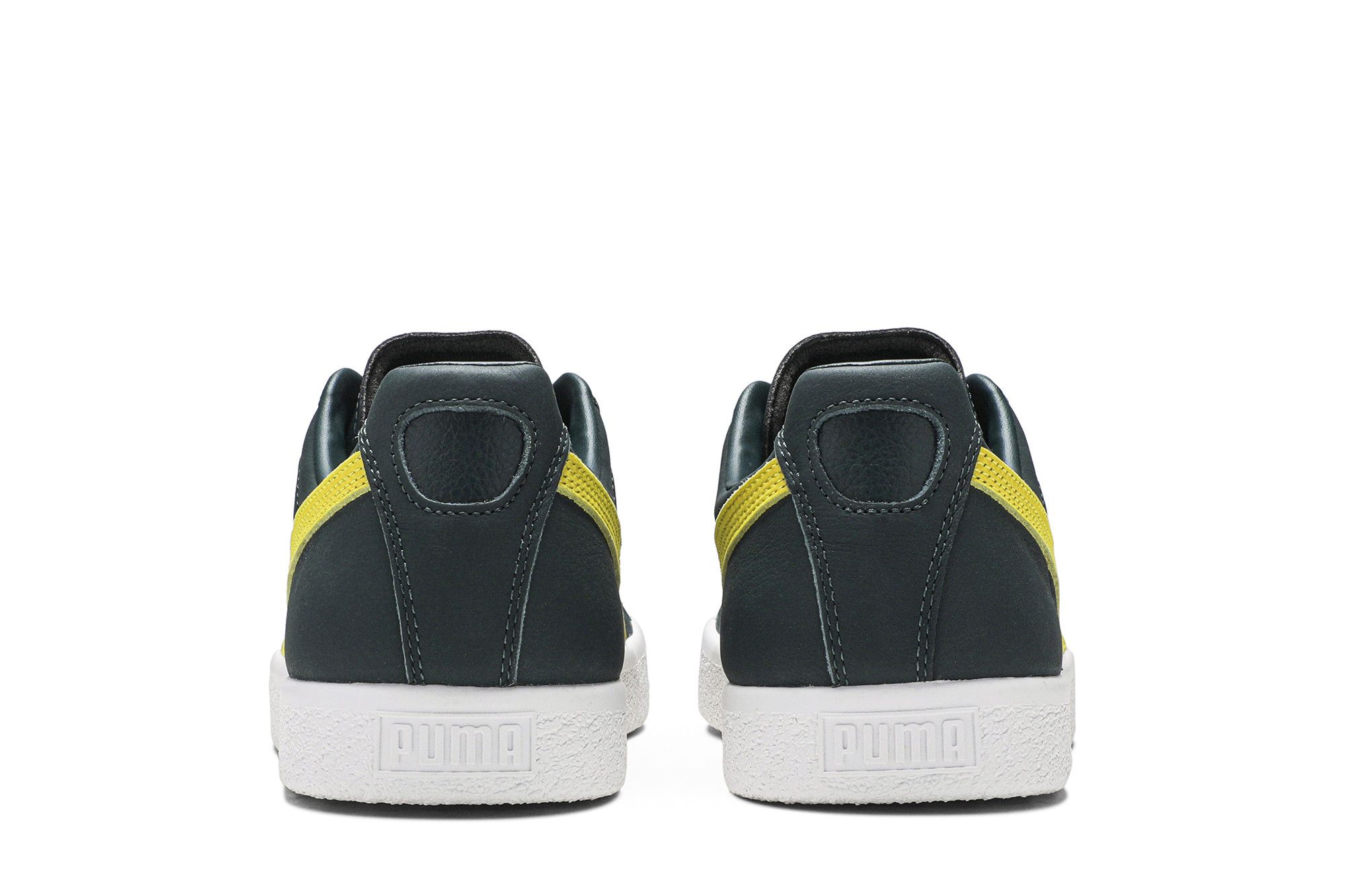 Details for Puma Clyde Core 'Ponderosa Pine' Sepatu Sneakers. 369293-03
