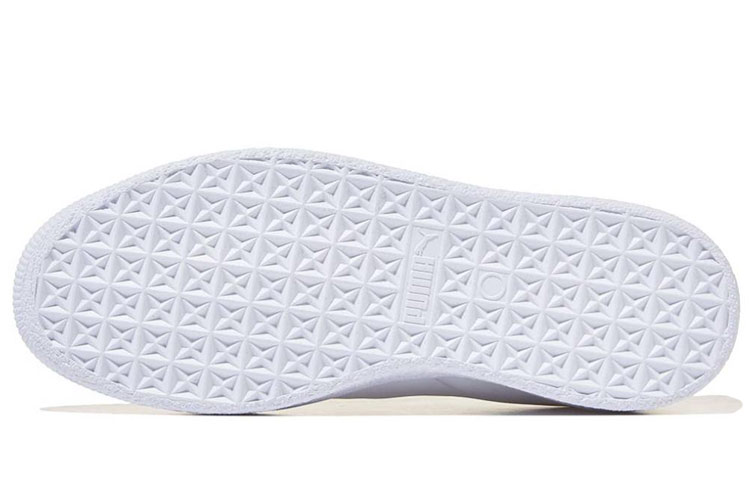 Shop 푸마 클라이드 패션 레더 (Puma Clyde Fashion Leather) 
OR
푸마 클라이드 레더 (Puma Clyde Leather) - shorter 364572-02