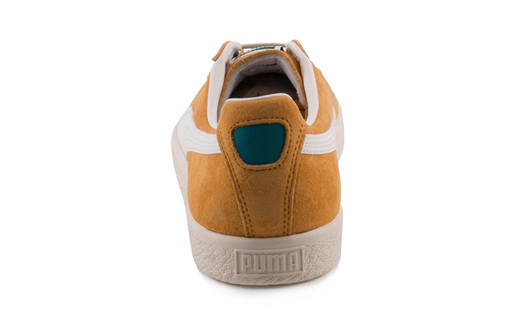 Lookbook Puma Clyde Premium Core 'Gold' 362632-03
