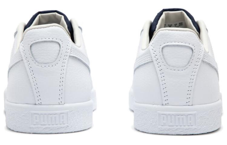 Shop 彪馬 (PUMA) Clyde Varsity 2 舒適百搭防滑低幫板鞋 男女同款 白藍