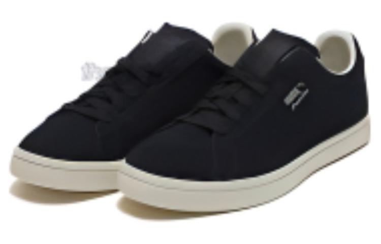 Lookbook Puma Court Star Suede Schwarz 366610-01
