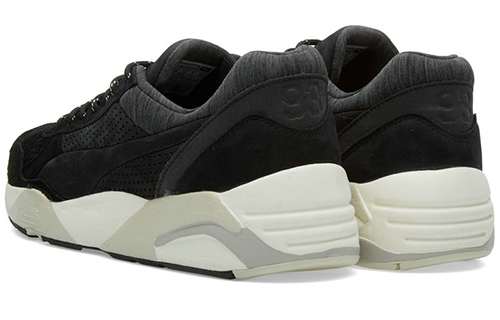 Shop Puma奶油X Stampd R698黑色