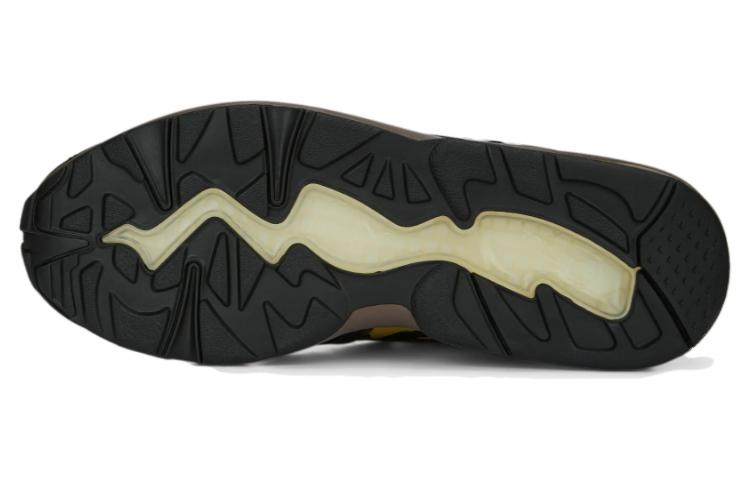 Shop プーマ ディスクブレイズ "レオパード" 391960-01