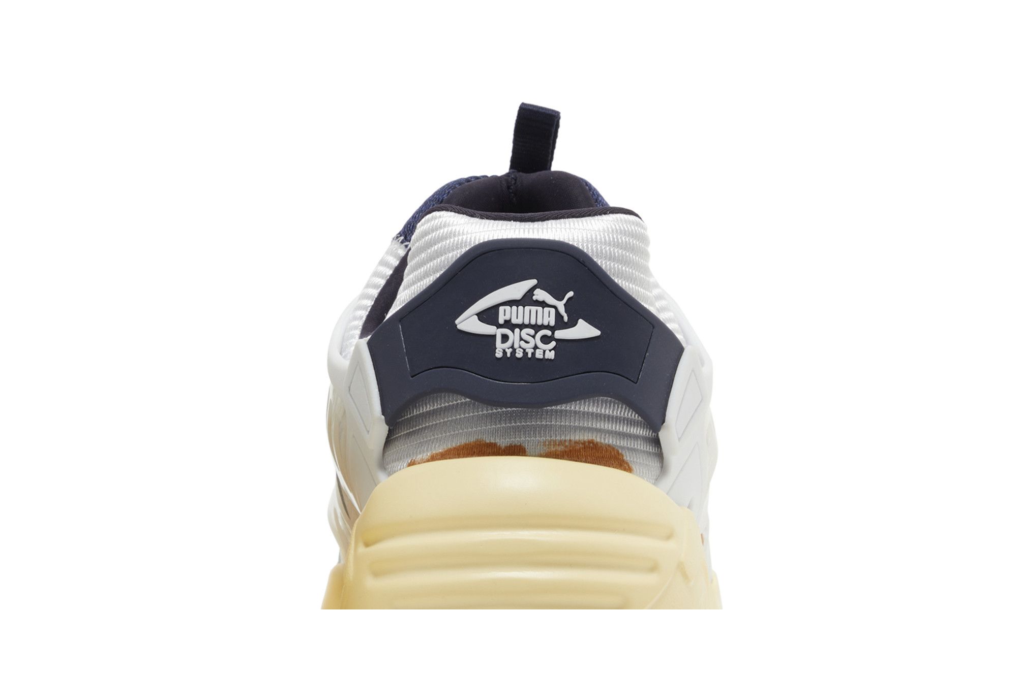 Sizing Puma Disc Blaze ''The Never Worn 2'' Sneaker 393182-01