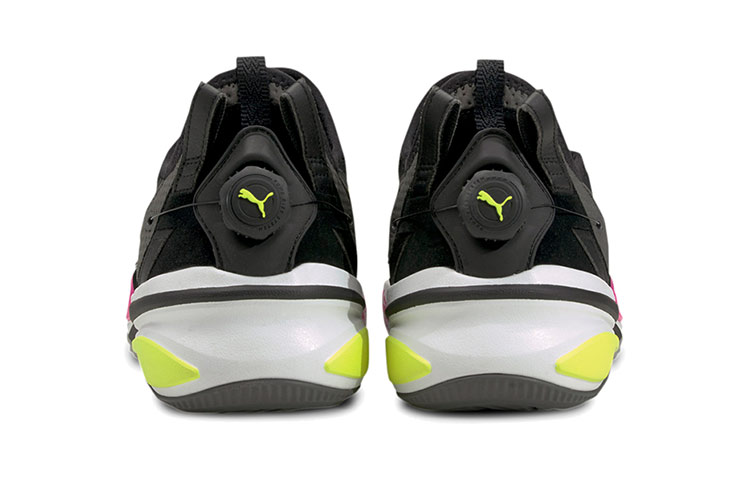 Shop Puma 雙碟 'Castlerock' 194277-03