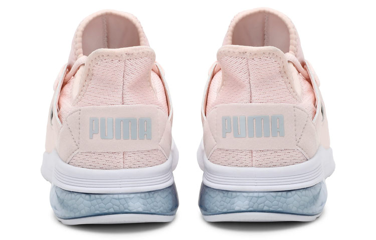 Shop Puma 電子街頭網狀SoftFoam 粉色運動鞋