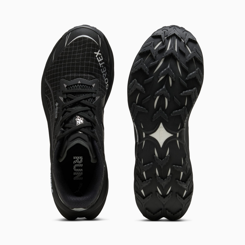 Shop プーマ ファストトラック NITRO 4 GTX ランニングシューズ 31213601