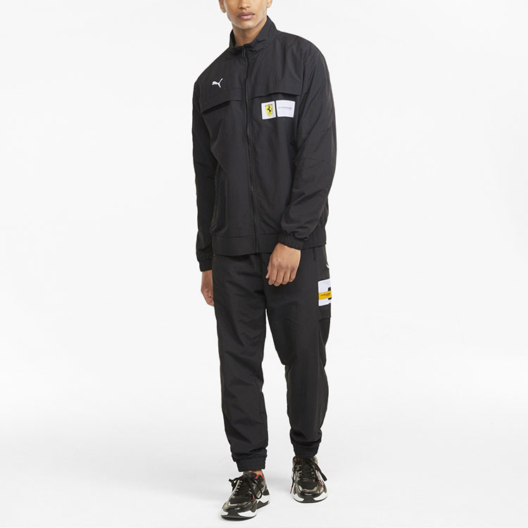 Shop Puma 法拉利復古輕量黑色男子運動外套 531644-01