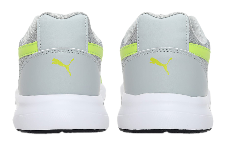 Shop Puma Firefly 舒適透氣 低幫跑步鞋 灰色