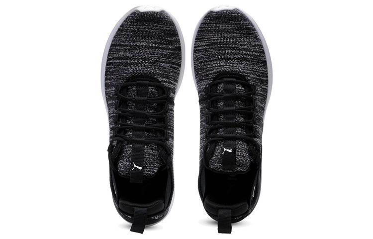 Lookbook Puma Flash Daunt Low Hitam/Putih 192750-01