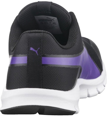 Puma Flex Racer 'Hitam Ungu' Sneakers 360580-25 Lookbook Puma Flex Racer 'Hitam Ungu' Sneakers 360580-25
