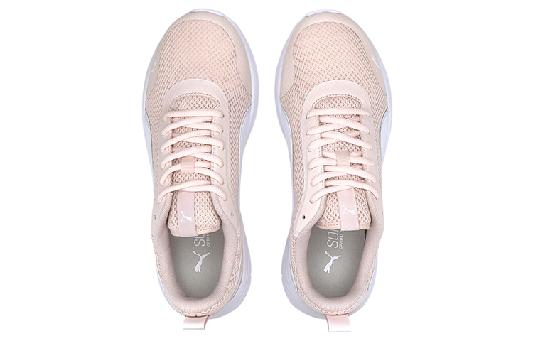 Shop PUMA Flex Renew 低筒 跑步鞋 男女皆宜 粉白色